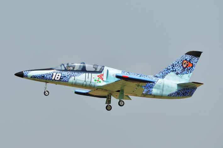 BH190 - L-39 Albatros 1,890mm ( 74.4")/Turbine 100-140N W/Electric Retract - Image 8