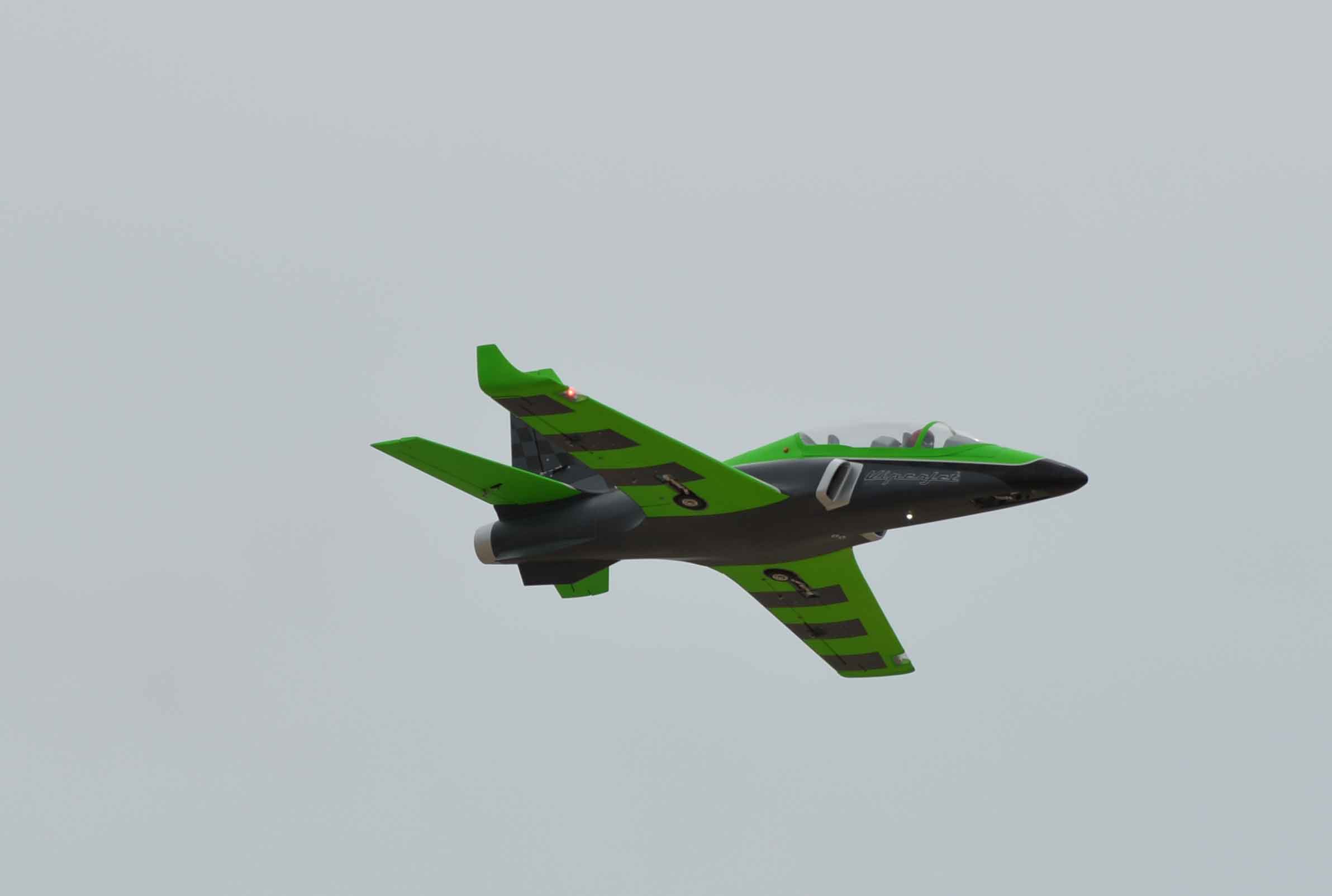 BH181 - VIPER JET TURBINE 2000mm (78.7") 80-100N W/Electric Retract - Image 17