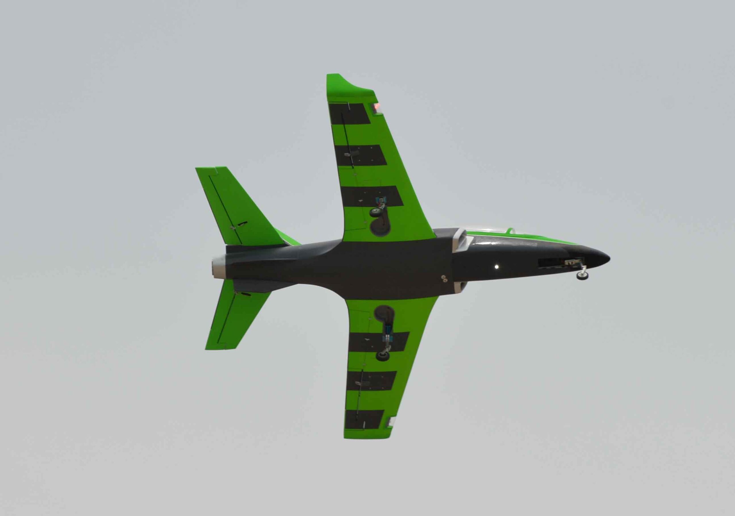 BH181 - VIPER JET TURBINE 2000mm (78.7") 80-100N W/Electric Retract - Image 11
