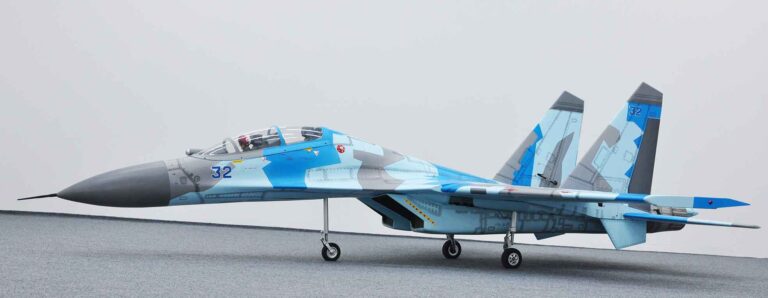 BH208 –  SU-30 1,725m (67.91″) 120N – 140N